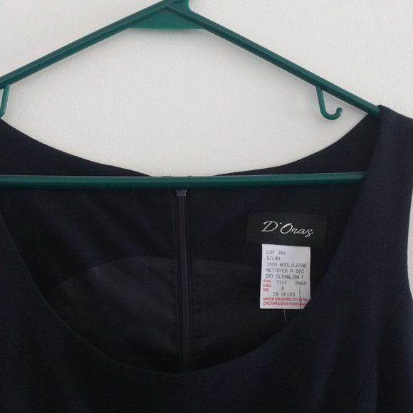 Women dress Size 8 D’Oraz, wool - Picture 3 of 3